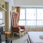 Warm And Good Deal Studio Springlake Summarecon Bekasi Apartment By Travelio