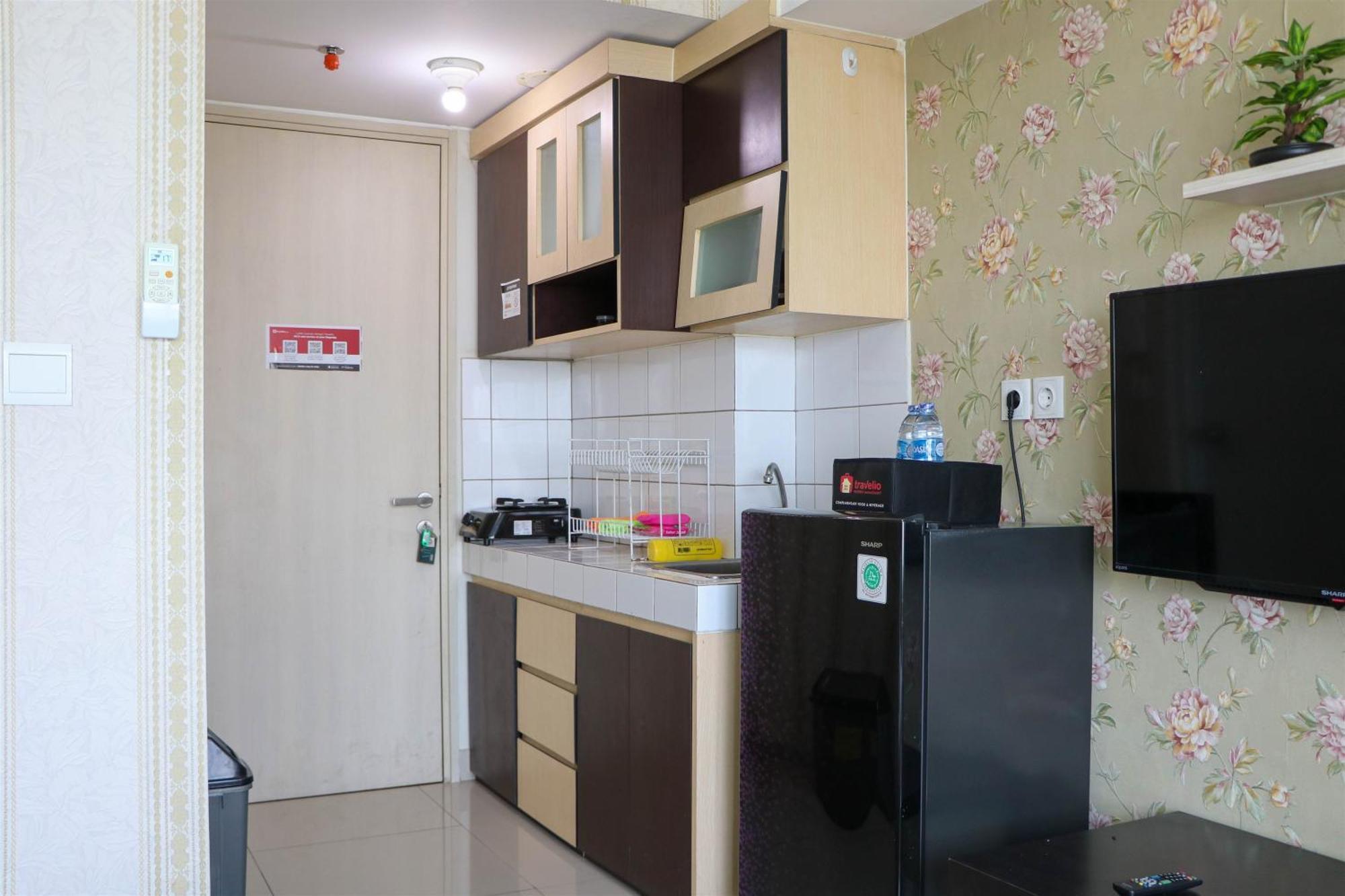 Apartemen Warm And Good Springlake Summarecon By Travelio Bekasi